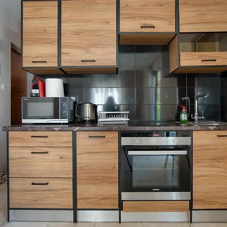 Beautiful 1 Bedroom 600 Meters From The Sea Venus * Пафос